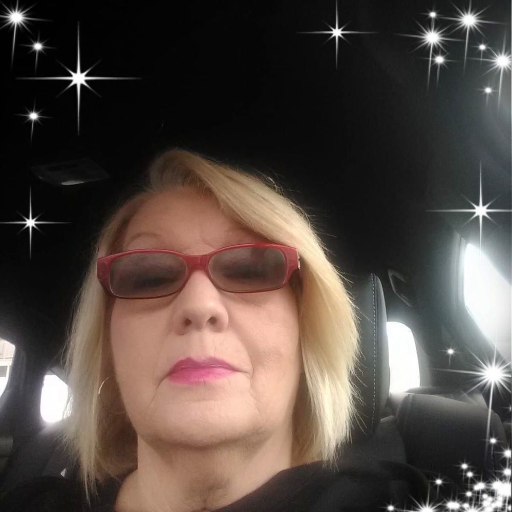 Meet your Posher, Phyllis